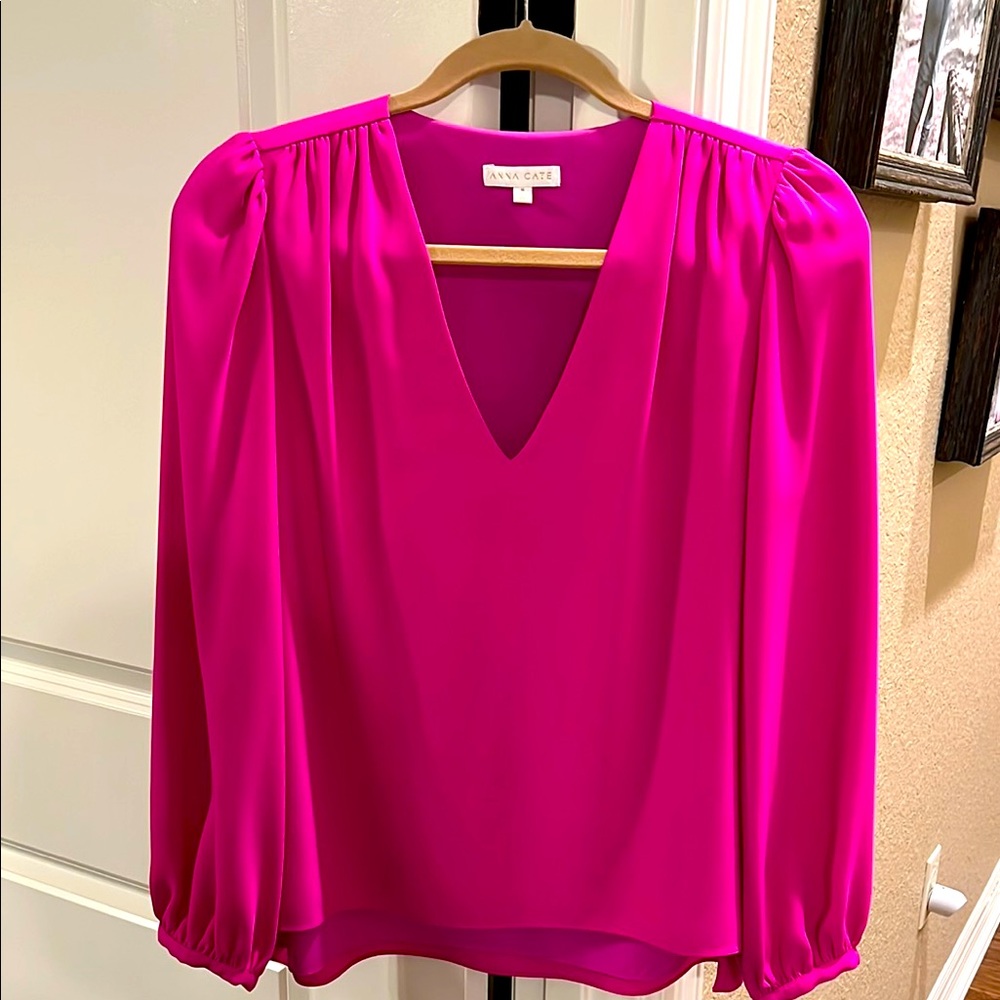 Women's Pink V-Neck Top